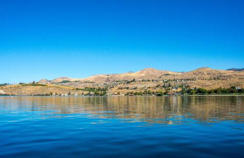Chelan Hotel | Cabana #11