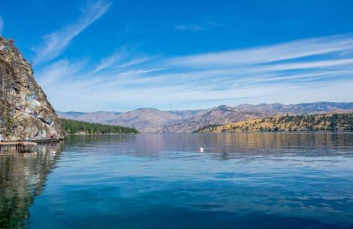 Chelan Hotel | Cabana #11