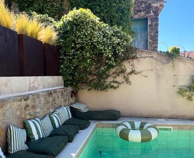 Cadenet Bed & Breakfast | CaBaNa 52 La chambre Proche Lourmarin