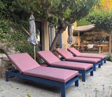 Cadenet Bed & Breakfast | CaBaNa 52 La chambre Proche Lourmarin