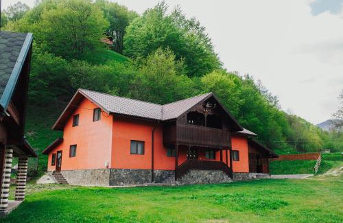 Gura Teghii Villa | Cabana Bombonel