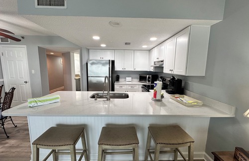 Crystal Beach Condo | "Cabana Club #207" Gulf Front 1100 sq ft 1BR/1.5 BA Condo~Spectacular View!