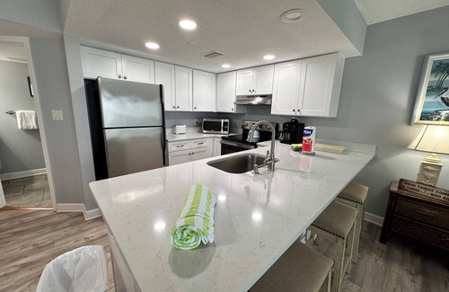 Crystal Beach Condo | "Cabana Club #207" Gulf Front 1100 sq ft 1BR/1.5 BA Condo~Spectacular View!