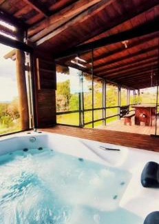 Quatro Barras Ski Chalet | Cabana do Aviador vista Montanhas