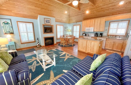 Ocracoke Condo | Cabana III: Perfect getaway for two that offers a shared pool.
