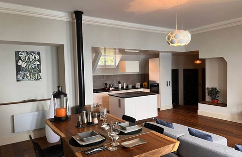 Lugrin Apartment | Cabana & Nuit de Château au bord du Lac Léman