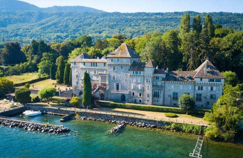 Lugrin Apartment | Cabana & Nuit de Château au bord du Lac Léman