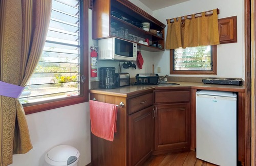 Hopkins Apartment | Cabana with WiFi and a shared pool, patio area, and grill - walk to the beach
