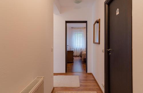 Zarnesti House | Cabana ZIP