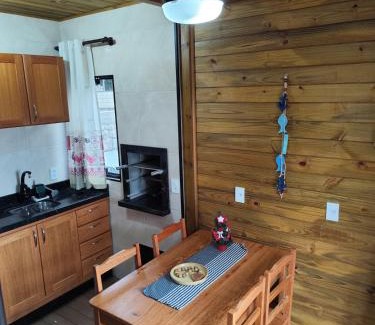 Governador Celso Ramos Ski Chalet | Cabanas Lupe - LUCAS