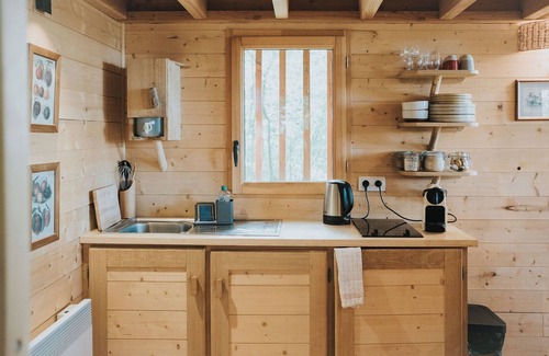 Vernay Cabin | Cabane de la Saône by Lyon Country House