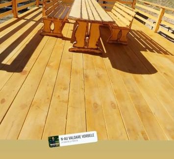 Oestii Paminteni Other | Cabanele lui Sem