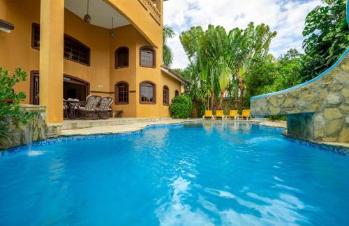 Costambar Villa | Cabarete Oceanview Villa Pool Oasis Beach Access