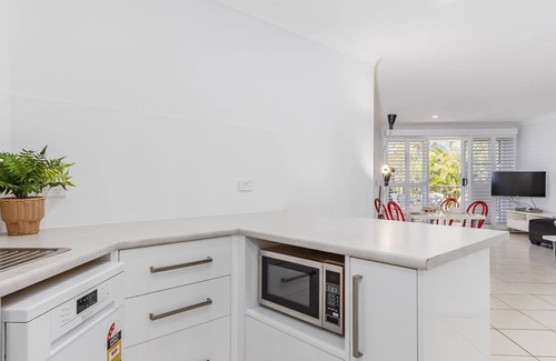 Northern Rivers Apartment | Cabarita Beachfront Poolside 28