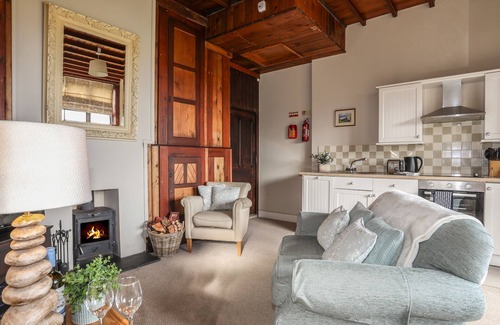 Rhoscolyn Cottage | CABBAGE PATCH, pet friendly, character holiday cottage in Rhoscolyn