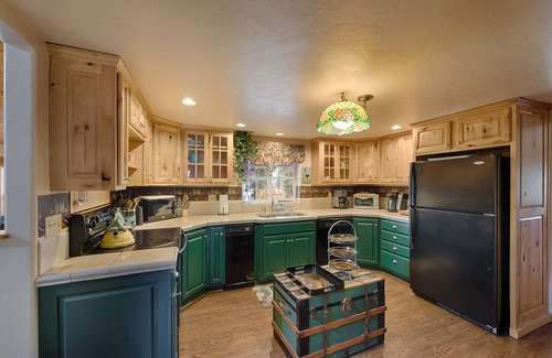 McCall House | Cabernet Cottage - Your McCall Adventure Basecamp