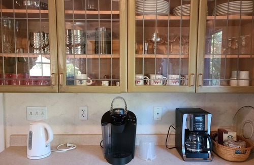North Conway House | Cabernet Inn, Hot Tub, Views, Fireplace, Great Location