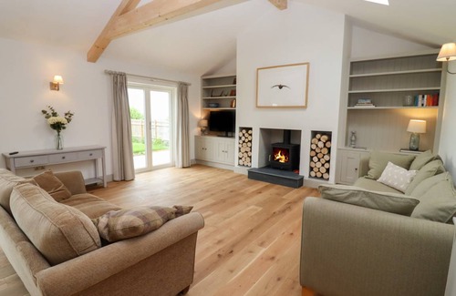 Witney Cottage | Cabin ∙ 2 bedrooms ∙ 4 guests