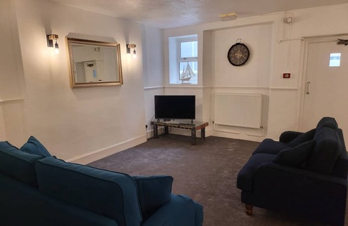 Weston-super-Mare Cottage | Cabin ∙ 1 bedroom ∙ 4 guests