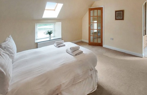 Berwick-upon-Tweed Cottage | Cabin ∙ 1 bedroom ∙ 2 guests