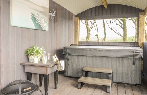 Wing Cottage | Cabin ∙ 1 bedroom ∙ 2 guests