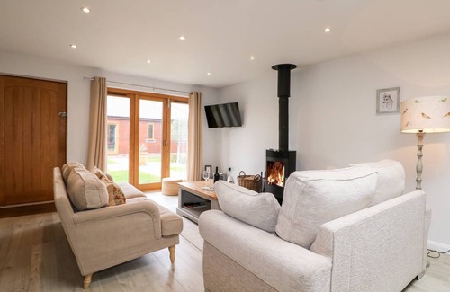 Fareham Cottage | Cabin ∙ 1 bedroom ∙ 4 guests