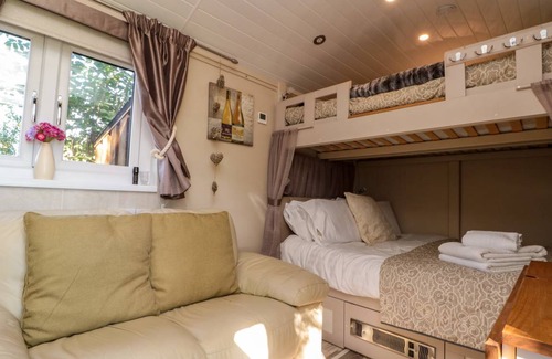 Robin Hood's Bay Cottage | Cabin ∙ 1 bedroom ∙ 2 guests