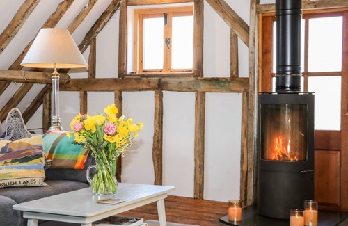 Pulborough Cottage | Cabin ∙ 1 bedroom ∙ 2 guests