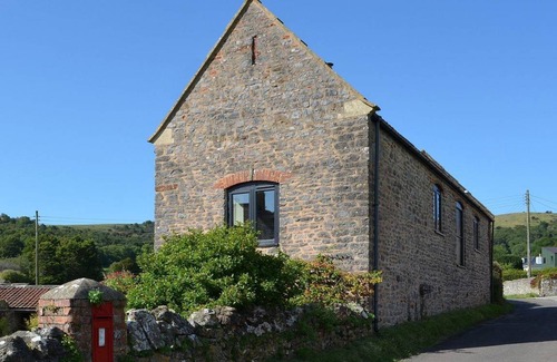 Axbridge Cottage | Cabin ∙ 1 bedroom ∙ 2 guests