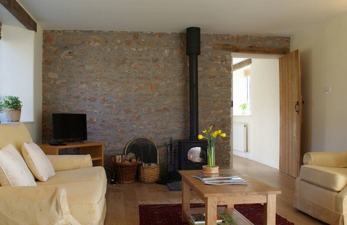 Axbridge Cottage | Cabin ∙ 1 bedroom ∙ 2 guests