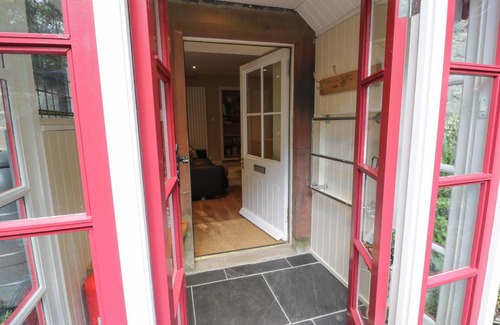 Newton Stewart Cottage | Cabin ∙ 1 bedroom ∙ 2 guests