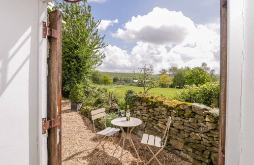 Shaftesbury Cottage | Cabin ∙ 1 bedroom ∙ 2 guests