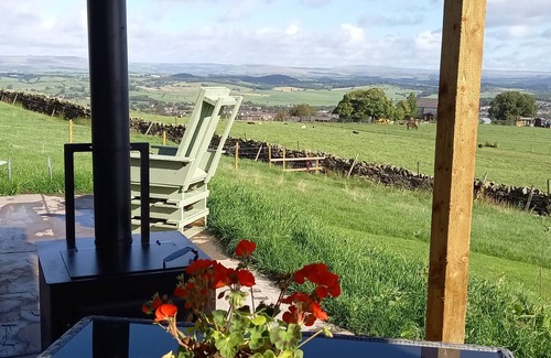 Barnoldswick Cottage | Cabin ∙ 1 bedroom ∙ 2 guests
