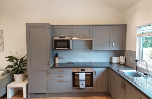Liverton Cottage | Cabin ∙ 1 bedroom ∙ 2 guests
