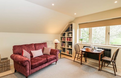 Warminster Cottage | Cabin ∙ 1 bedroom ∙ 2 guests