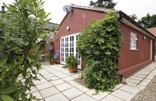 Aylsham Cottage | Cabin ∙ 1 bedroom ∙ 2 guests