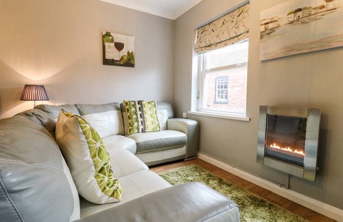 Lincoln Cottage | Cabin ∙ 1 bedroom ∙ 2 guests