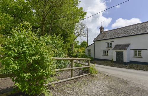 Okehampton Cottage | Cabin ∙ 1 bedroom ∙ 2 guests