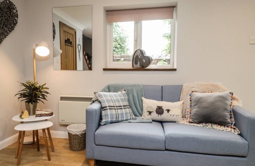 Tonbridge Cottage | Cabin ∙ 1 bedroom ∙ 2 guests