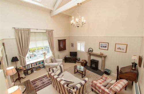 Ambleside Cottage | Cabin ∙ 1 bedroom ∙ 2 guests