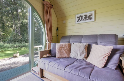 Axminster Cottage | Cabin ∙ 1 bedroom ∙ 2 guests