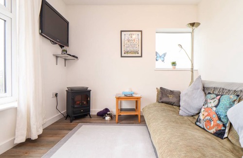 Camborne Cottage | Cabin ∙ 1 bedroom ∙ 2 guests