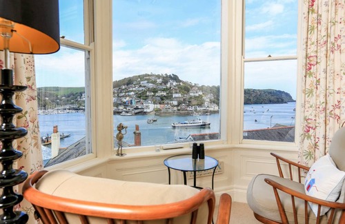 Dartmouth Cottage | Cabin ∙ 1 bedroom ∙ 2 guests