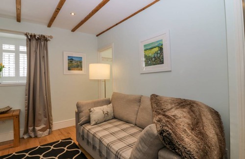 Falkland Cottage | Cabin ∙ 1 bedroom ∙ 2 guests
