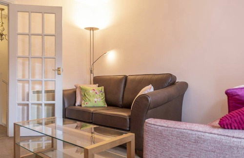 Seahouses Cottage | Cabin ∙ 1 bedroom ∙ 2 guests