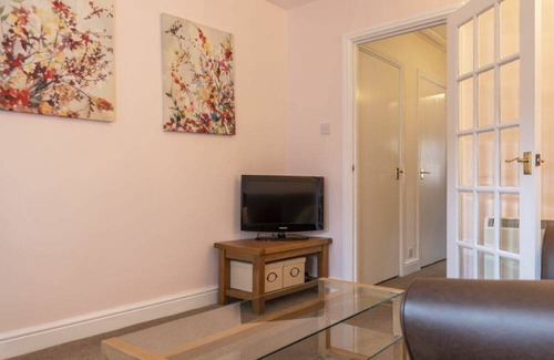 Seahouses Cottage | Cabin ∙ 1 bedroom ∙ 2 guests