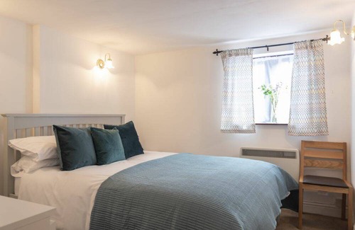Seahouses Cottage | Cabin ∙ 1 bedroom ∙ 2 guests