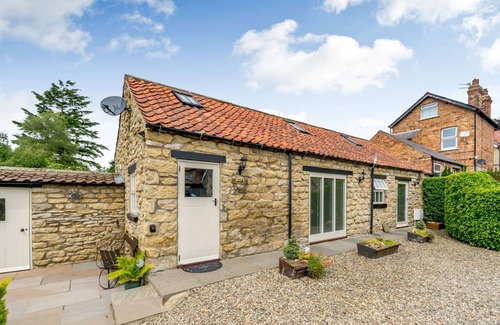 Snainton Cottage | Cabin ∙ 1 bedroom ∙ 2 guests