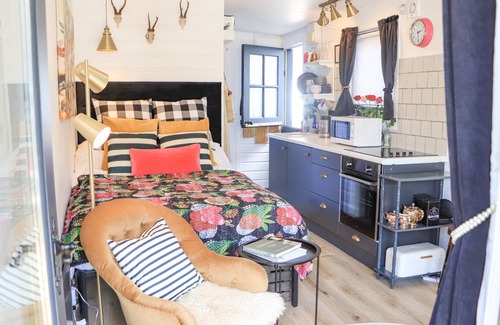Stornoway Cottage | Cabin ∙ 1 bedroom ∙ 2 guests