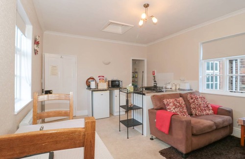 Dursley Cottage | Cabin ∙ 1 bedroom ∙ 2 guests